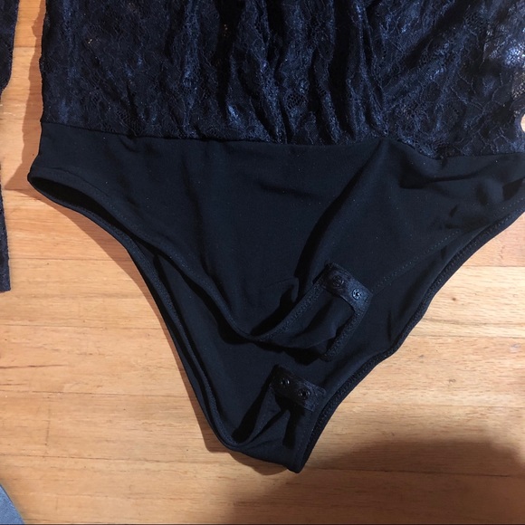 Zara Lace Deep V Body Suit - Picture 2 of 6